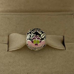 Pandora Alice in wonderland Cheshire cat Charm